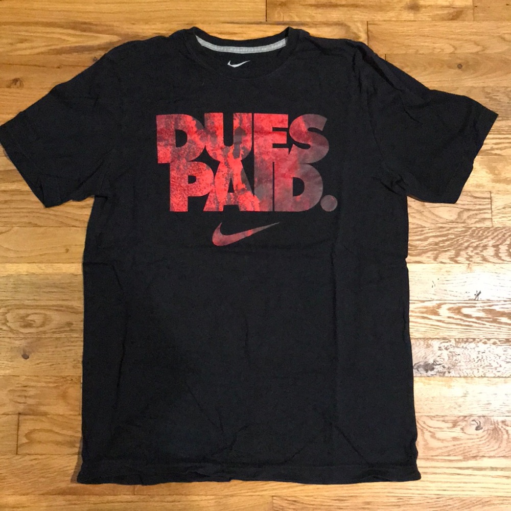 Nike T-shirt